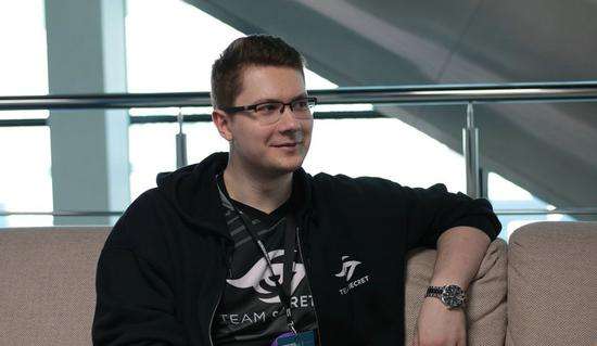 事又揭示了 事又揭示了