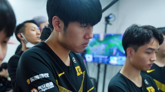 通过此次事 通过此次事